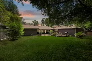 8218 Camborne Ln, Houston, TX 77070 - Photo 33