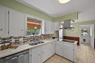 8218 Camborne Ln, Houston, TX 77070 - Photo 9
