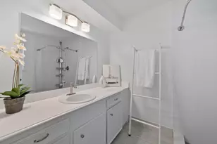 8218 Camborne Ln, Houston, TX 77070 - Photo 21