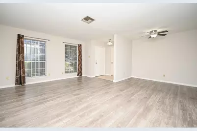 7878 Leonora Street, Houston, TX 77061 - Photo 9