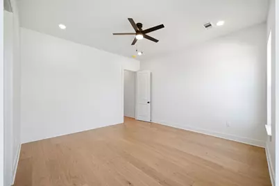 9814 Tulum Court, Galveston, TX 77554 - Photo 15