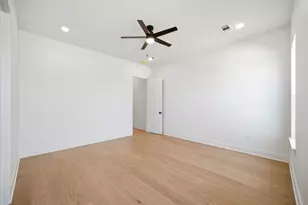 9814 Tulum Ct, Galveston, TX 77554 - Photo 15