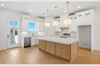 9814 Tulum Court, Galveston, TX 77554 - Photo 5