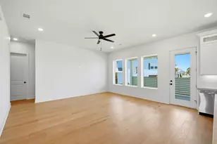 9814 Tulum Ct, Galveston, TX 77554 - Photo 11
