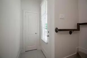 6017 Cypress St, Houston, TX 77074 - Photo 3