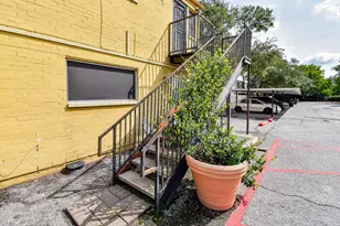 5202 Arboles Dr, Houston, TX 77035 - Photo 19