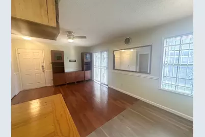 2750 Holly Hall Street #403, Houston, TX 77054 - Photo 9