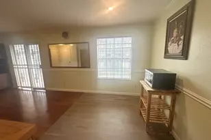 2750 Holly Hall St, Houston, TX 77054 - Photo 7