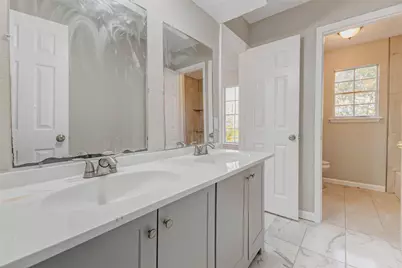 8622 Connaught Garden Drive, Houston, TX 77083 - Photo 29