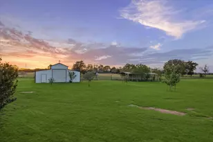 10347 Pless Rd, Cat Spring, TX 78933 - Photo 33