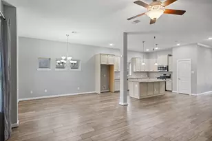 262 Pleasant Hl Wy, Conroe, TX 77304 - Photo 15