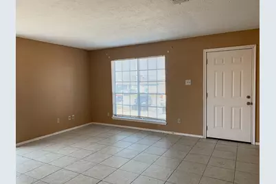 703 Ruth Ct #B, Navasota, TX 77868 - Photo 3
