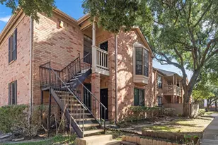 2255 Braeswood Park Dr, Houston, TX 77030 - Photo 1