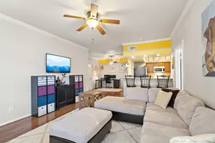 2255 Braeswood Park Dr, Houston, TX 77030 - Photo 7