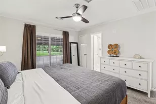 2303 Bron Holly Dr, Houston, TX 77018 - Photo 13