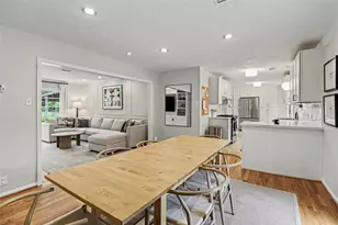2303 Bron Holly Dr, Houston, TX 77018 - Photo 5