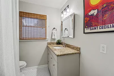 2303 Bron Holly Drive, Houston, TX 77018 - Photo 17