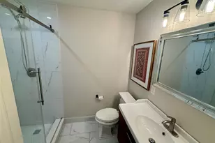 2303 Bron Holly Dr, Houston, TX 77018 - Photo 15
