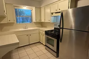 4622 Michaux St, Houston, TX 77009 - Photo 9