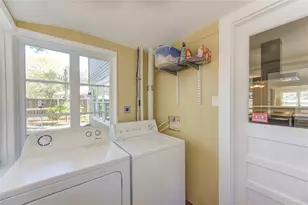 1550 Sue Barnett Dr, Houston, TX 77018 - Photo 17