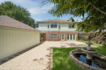 2431 Parkwood Lane, Sugar Land, TX 77479 - Photo 15