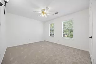 2431 Parkwood Ln, Sugar Land, TX 77479 - Photo 13