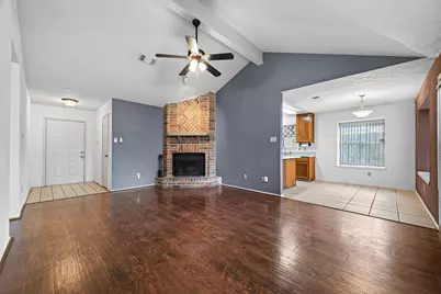 7522 Flair Oaks Drive, Houston, TX 77040 - Photo 5