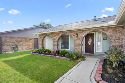 5010 Colombia Drive, Pasadena, TX 77505 - Photo 5