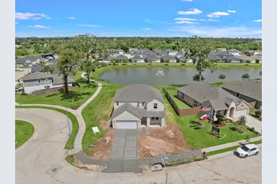 107 Lake Woodshore Court, Clute, TX 77531 - Photo 27