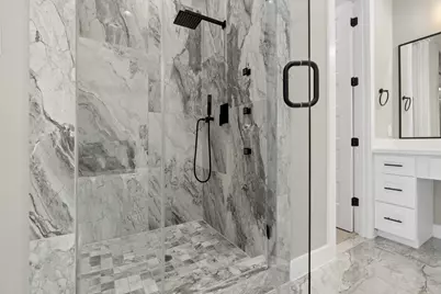 5834 Highland Sun Lane, Houston, TX 77091 - Photo 11