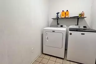 185 Brookhollow St, Vidor, TX 77662 - Photo 17