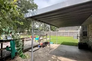 185 Brookhollow St, Vidor, TX 77662 - Photo 19