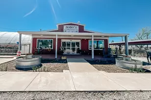 375 S Craigs Dr, Buffalo, TX 75831 - Photo 1