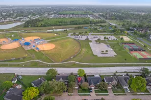 4805 Chrissie Dr, Pearland, TX 77584 - Photo 7