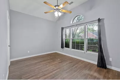 4805 Chrissie Drive, Pearland, TX 77584 - Photo 19