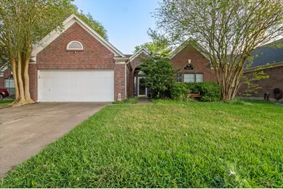 4805 Chrissie Drive, Pearland, TX 77584 - Photo 1