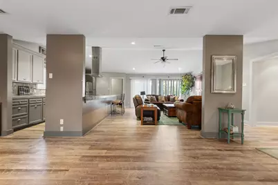 528 Indian Hill Boulevard, Livingston, TX 77351 - Photo 3