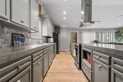 528 Indian Hill Boulevard, Livingston, TX 77351 - Photo 9