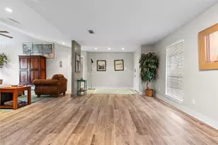 528 Indian Hill Blvd, Livingston, TX 77351 - Photo 9