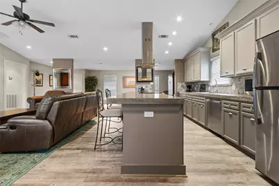 528 Indian Hill Boulevard, Livingston, TX 77351 - Photo 11