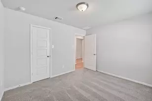 2115 Spring Hollow Dr, Baytown, TX 77521 - Photo 31