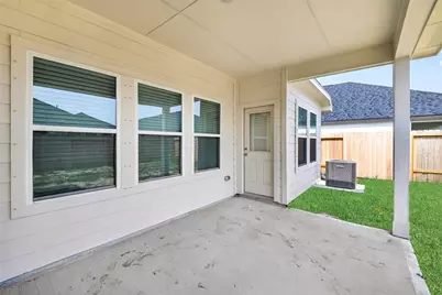 2115 Spring Hollow Drive, Baytown, TX 77521 - Photo 33