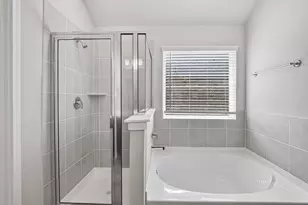 2115 Spring Hollow Dr, Baytown, TX 77521 - Photo 19