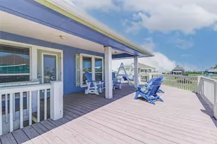 973 Marlin Dr, Crystal Beach, TX 77650 - Photo 33