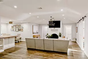 3010 Broadmoor Dr, Sugar Land, TX 77478 - Photo 7