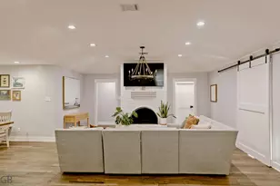 3010 Broadmoor Dr, Sugar Land, TX 77478 - Photo 5