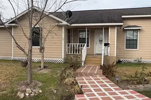 6305 Frisco St, Houston, TX 77022 - Photo 1