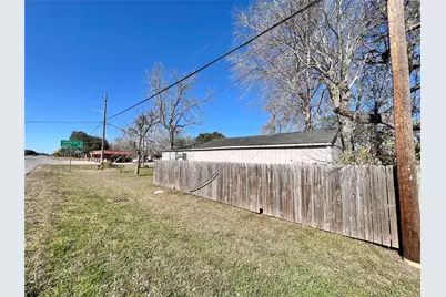 6321 Tacquard Drive, Hitchcock, TX 77563 - Photo 3