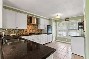 1311 Lamar Dr, La Marque, TX 77568 - Photo 11