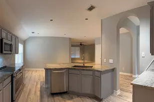 19438 Nasworthy Dr, Tomball, TX 77375 - Photo 11